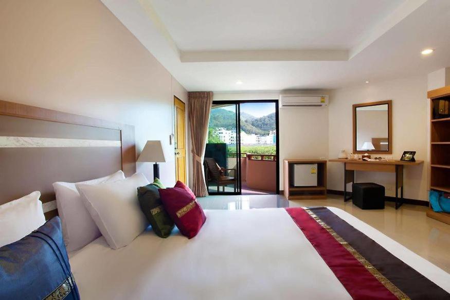 Patong V Hotel Dış mekan fotoğraf