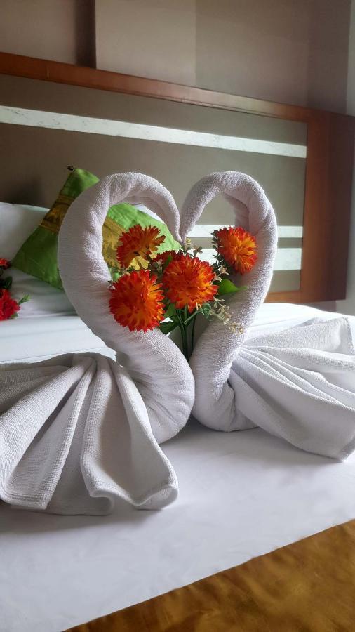 Patong V Hotel Dış mekan fotoğraf